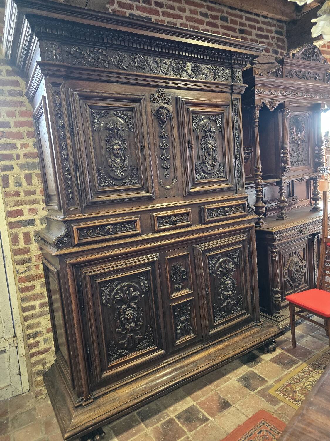 18th century Renaissance 4 door furniture