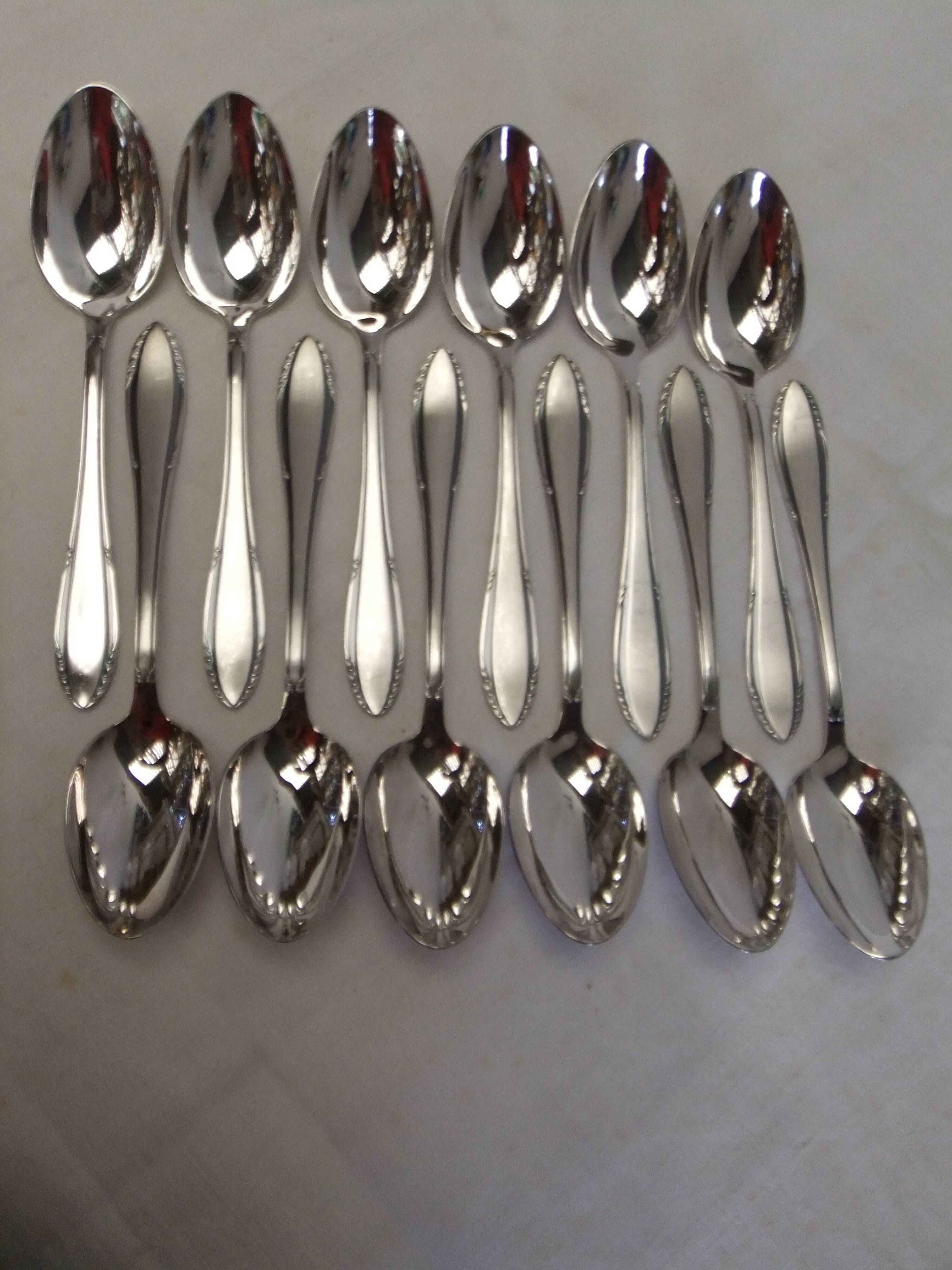 Silver plated metal spoons net service cutlery goldsmith Reneka soup