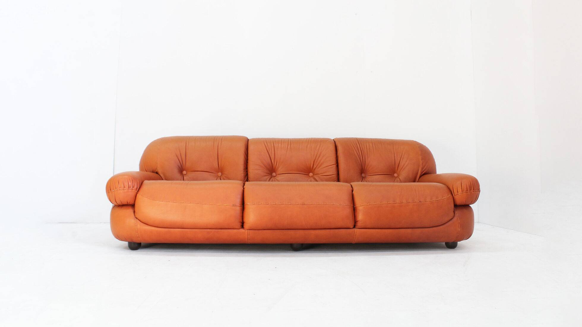 Vintage Italian cognac leather sofa Sapporo Mobil Girgi 1970s
