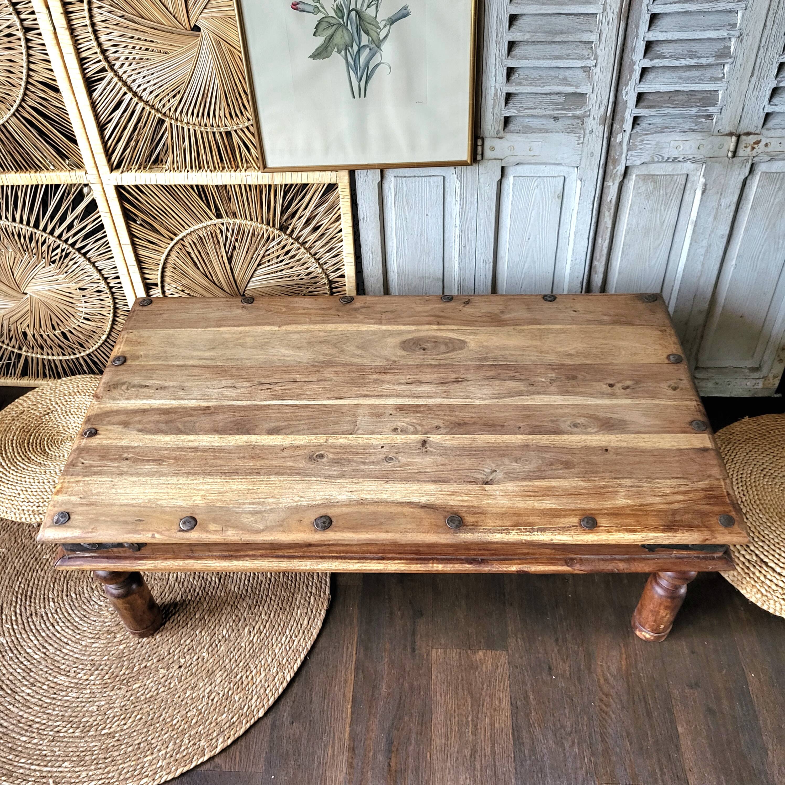 Teak coffee table with ferules