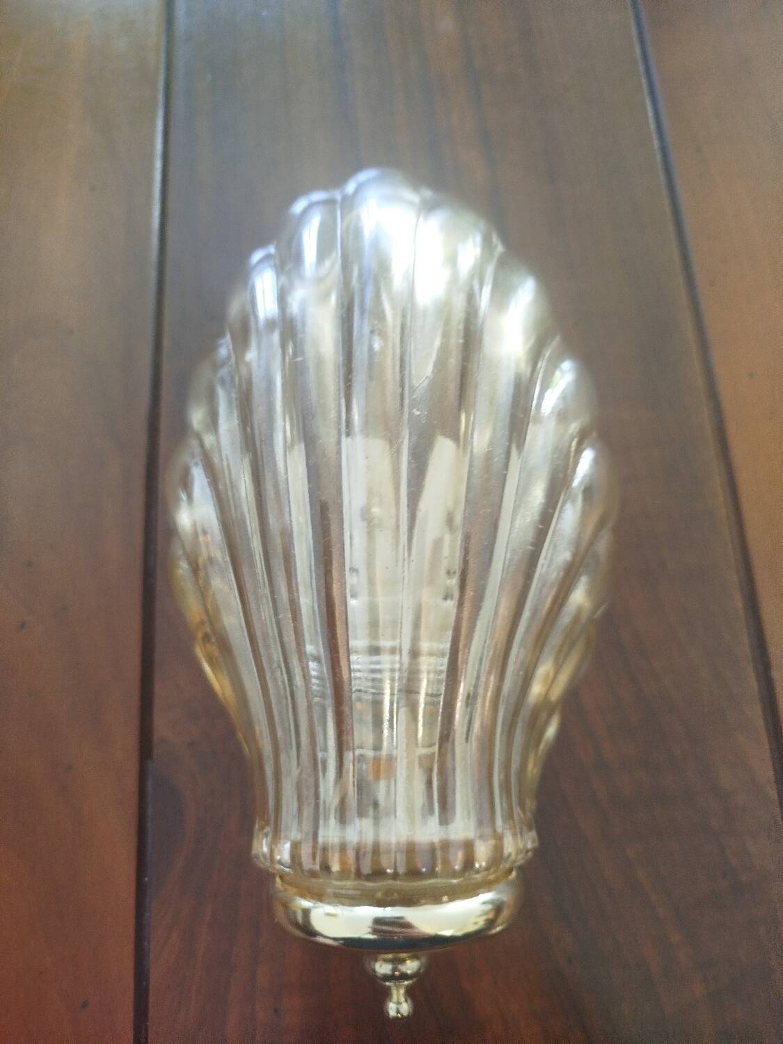 Pair of shell wall sconces – striped Italian glass – 1970
