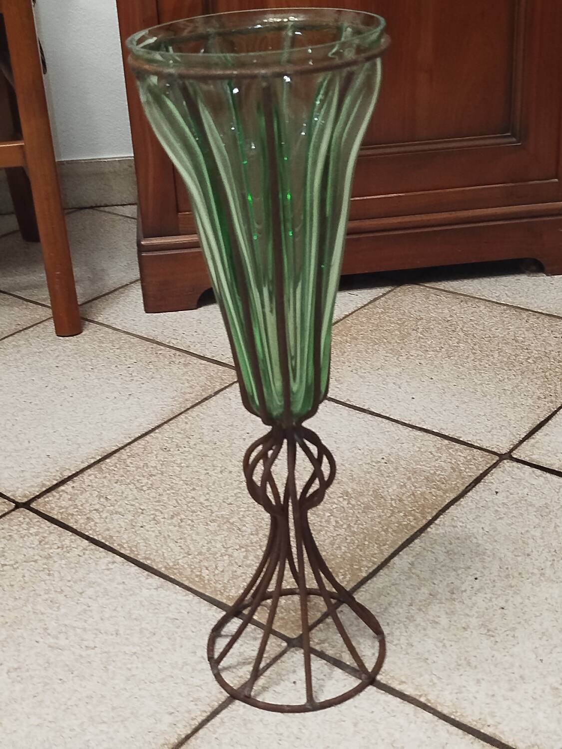 19th-century blown glass vase – Murano style with mount