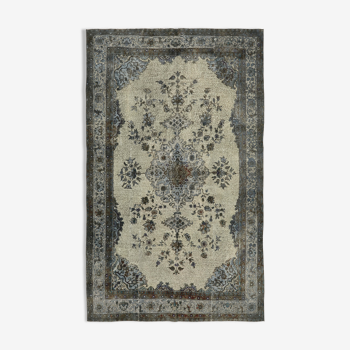 Handmade distressed oriental 1980s 203 cm x 324 cm grey rug