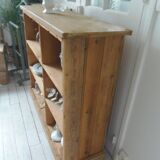 Vintage craft furniture on casters in pitch pine, 6 lockers.