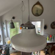 Suspension en opaline 1940