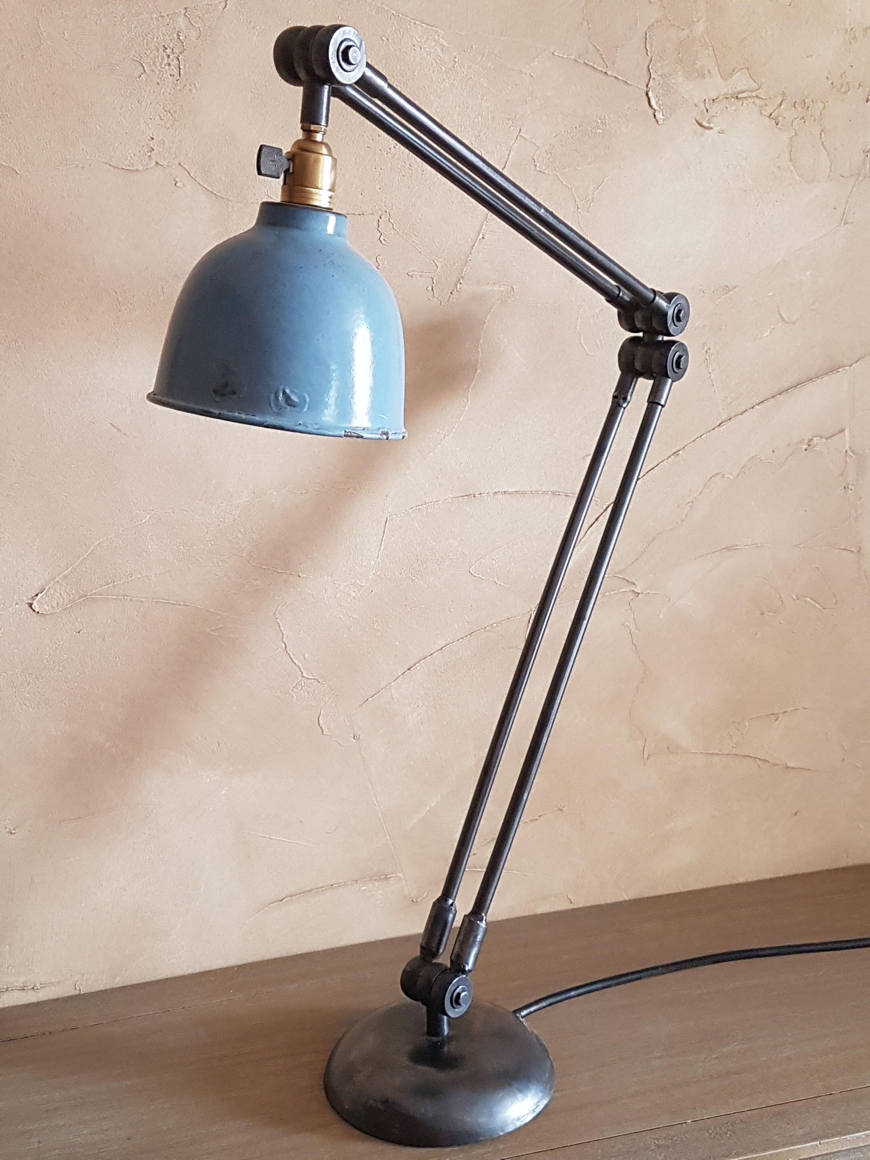Vintage industrial lamp Kumewa
