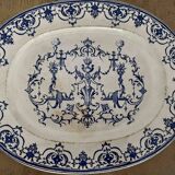 Moustiers dish with Bérain decor