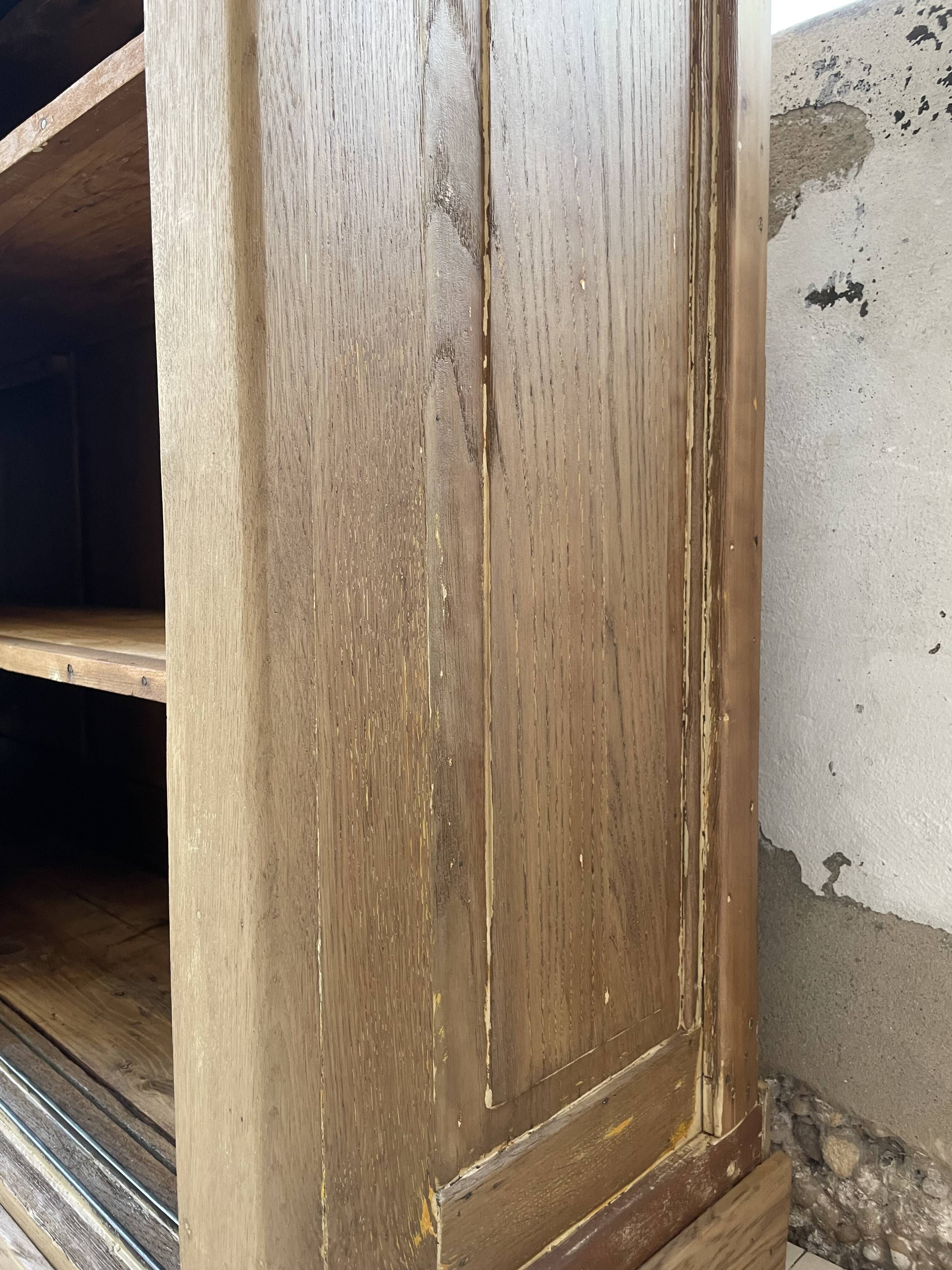 Large row of solid oak loom sliding doors