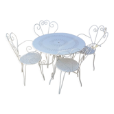 Garden furniture in white metal