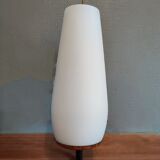 Applique laiton et opaline blanche