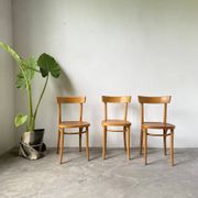 Set de trois chaises bistrot