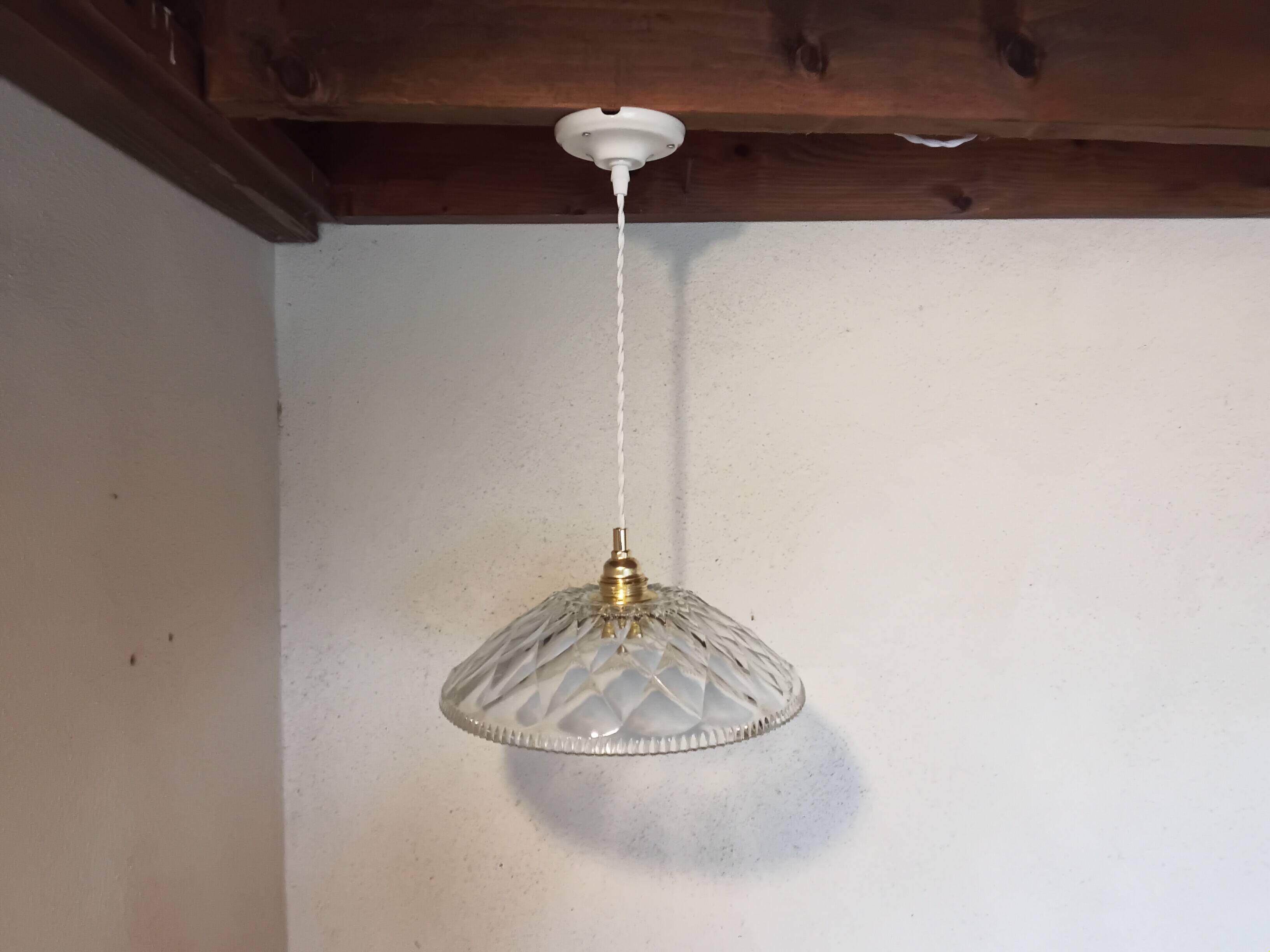 Vintage pendant light in chiseled glass