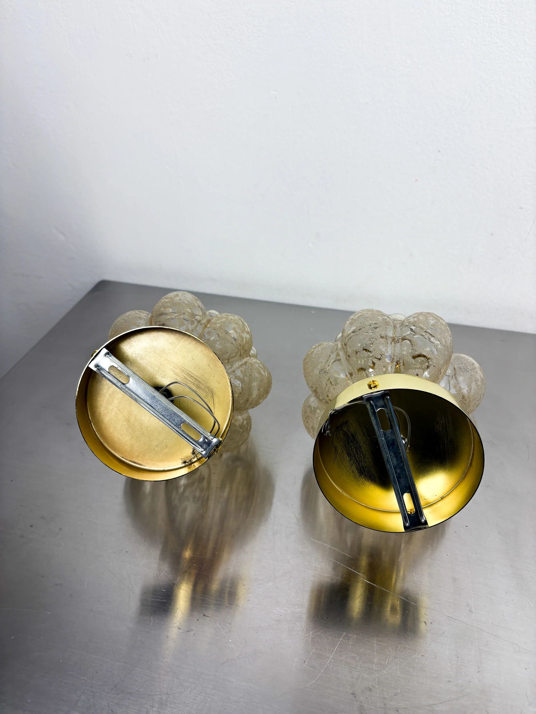 Paire de appliques en verre bulle – style Helena Tynell, Allemagne années 1970