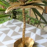 Empty pocket metal palm