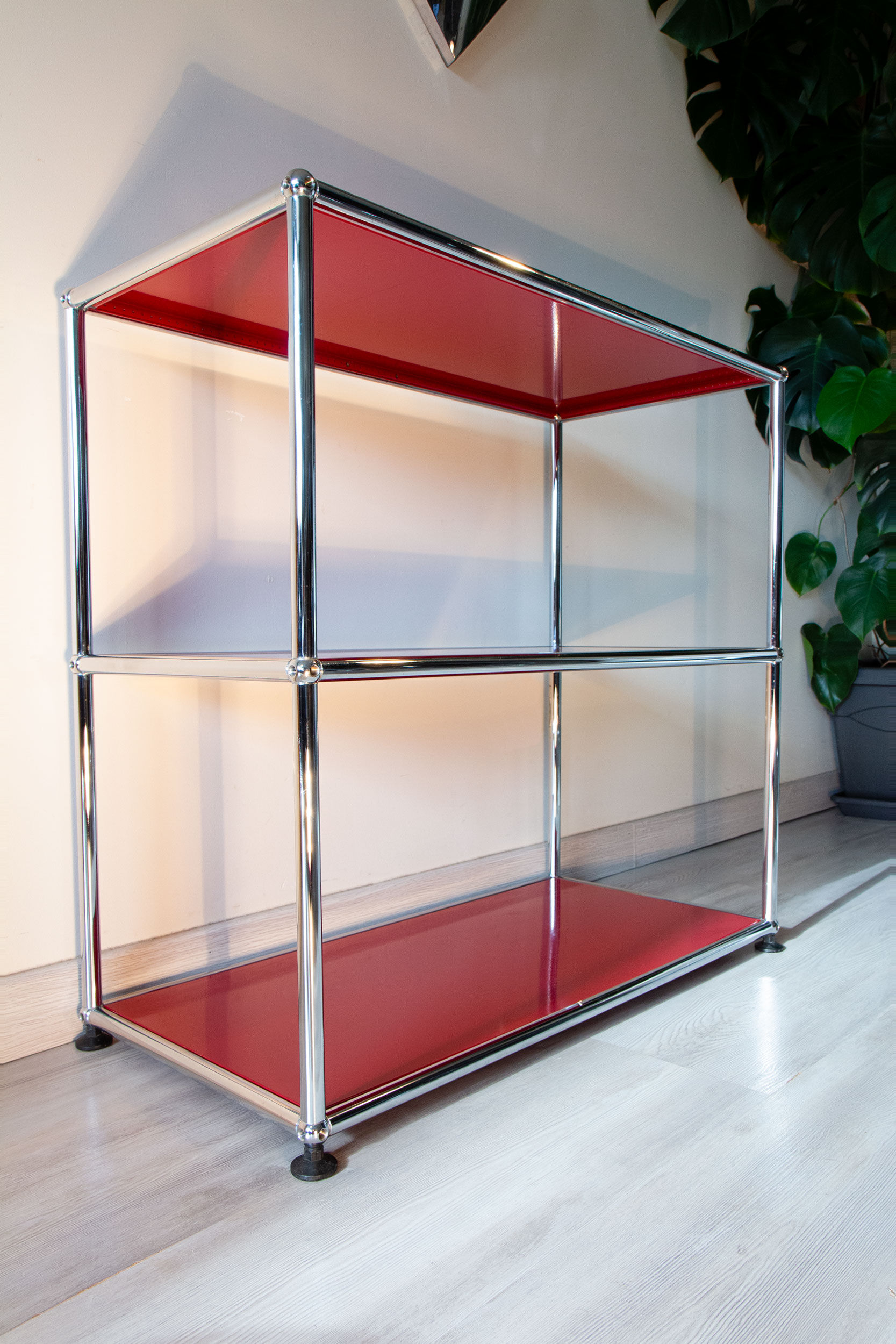 USM Haller shelf