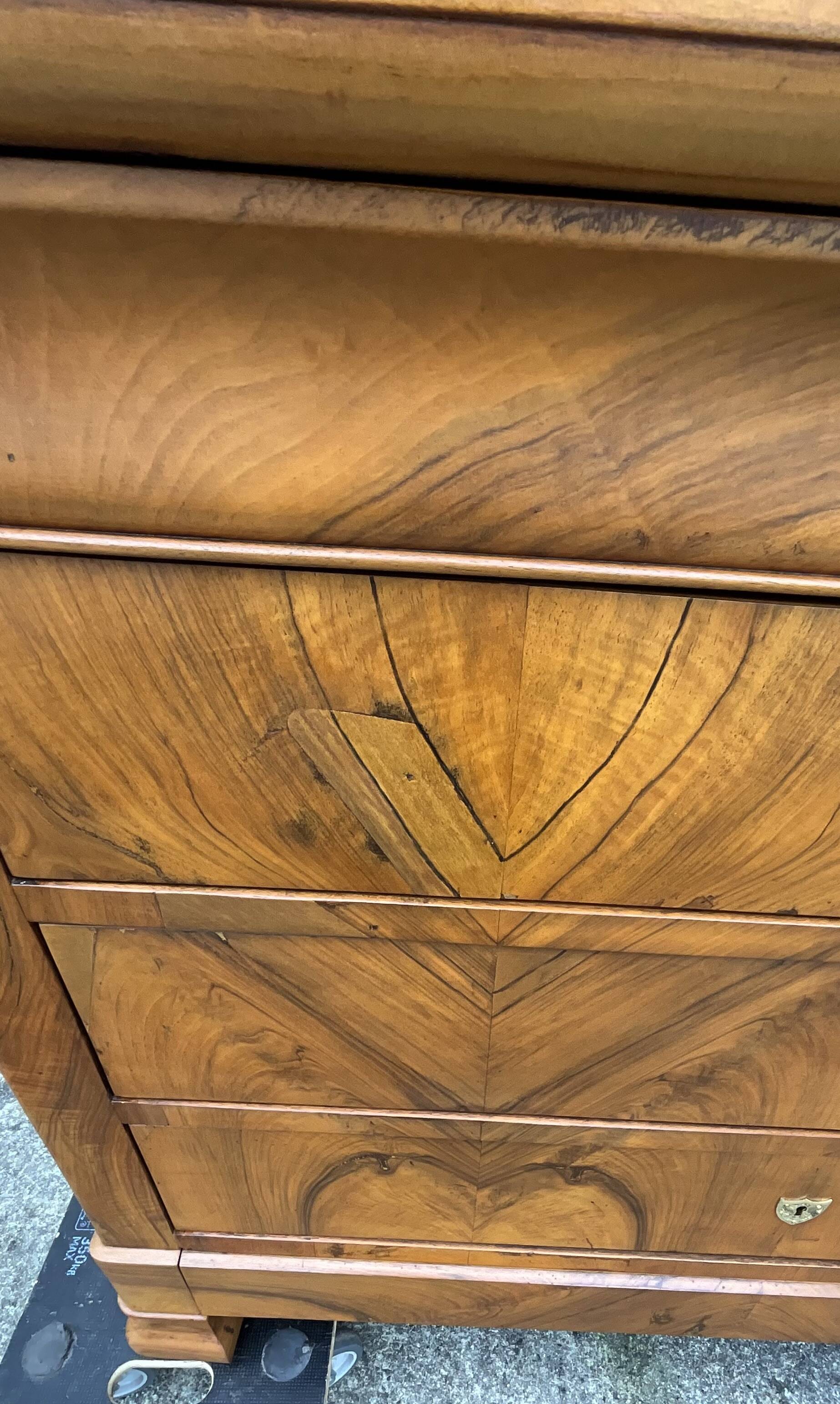 French Commode Louis Philippe Mid 19th Century In Walnut Burl