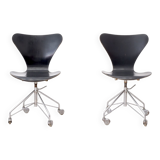 Chaise pivotante Arne Jacobsen "3117" de Fritz Hansen