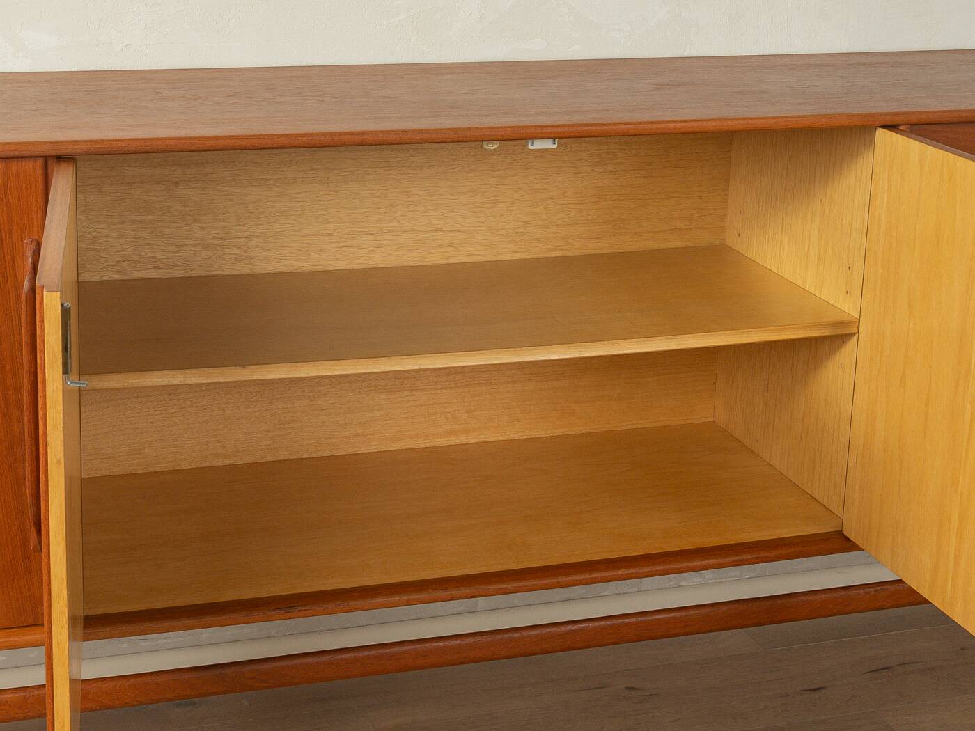 Buffet des années 1960 par Heinrich Riestenpatt