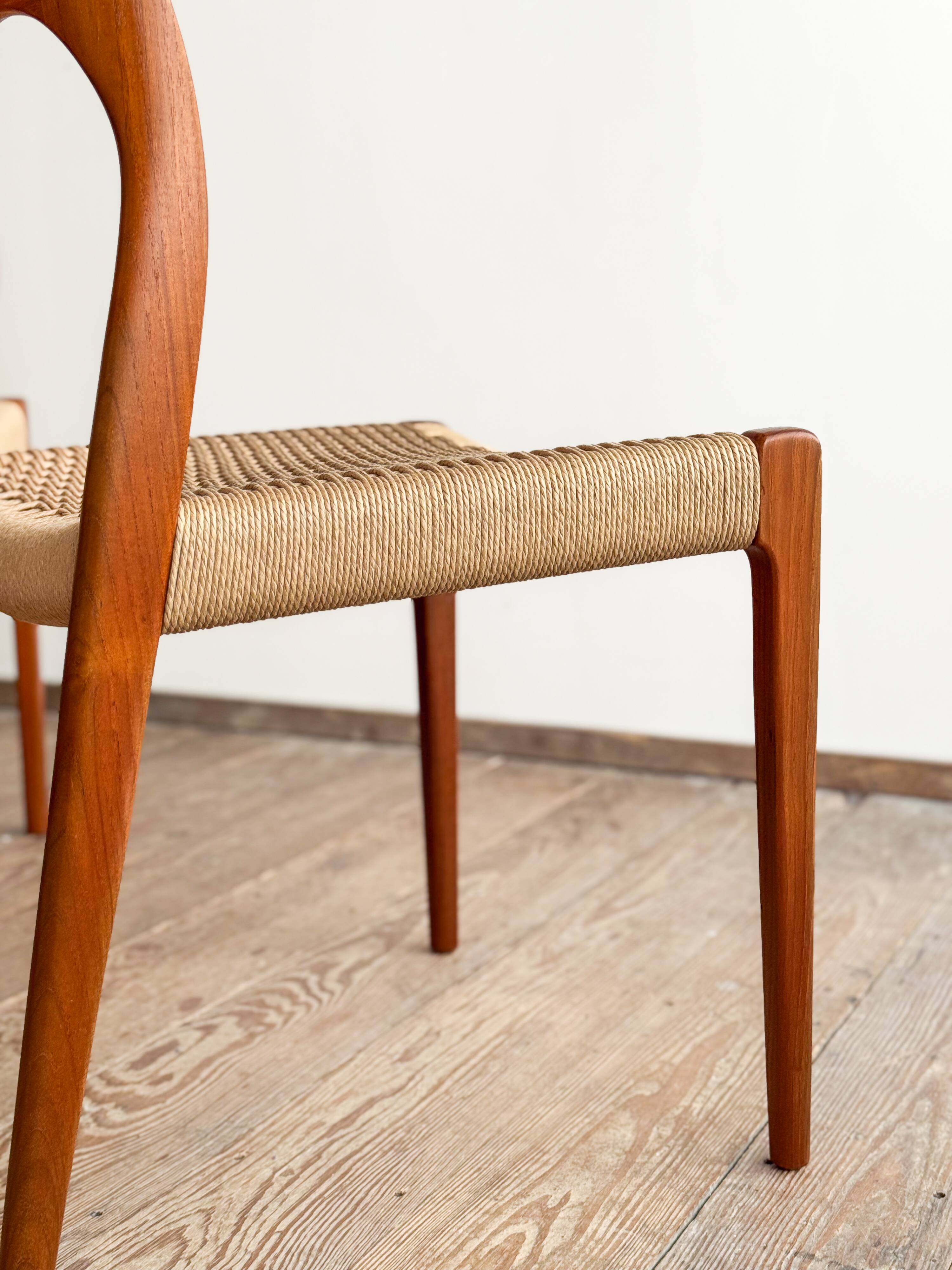 Set of 4 chairs 71 in teak by Niels O. Møller, JL Moller, Mid Century