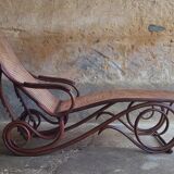 Thonet Lounge Chair No. 2 (No. 9702) 1900s