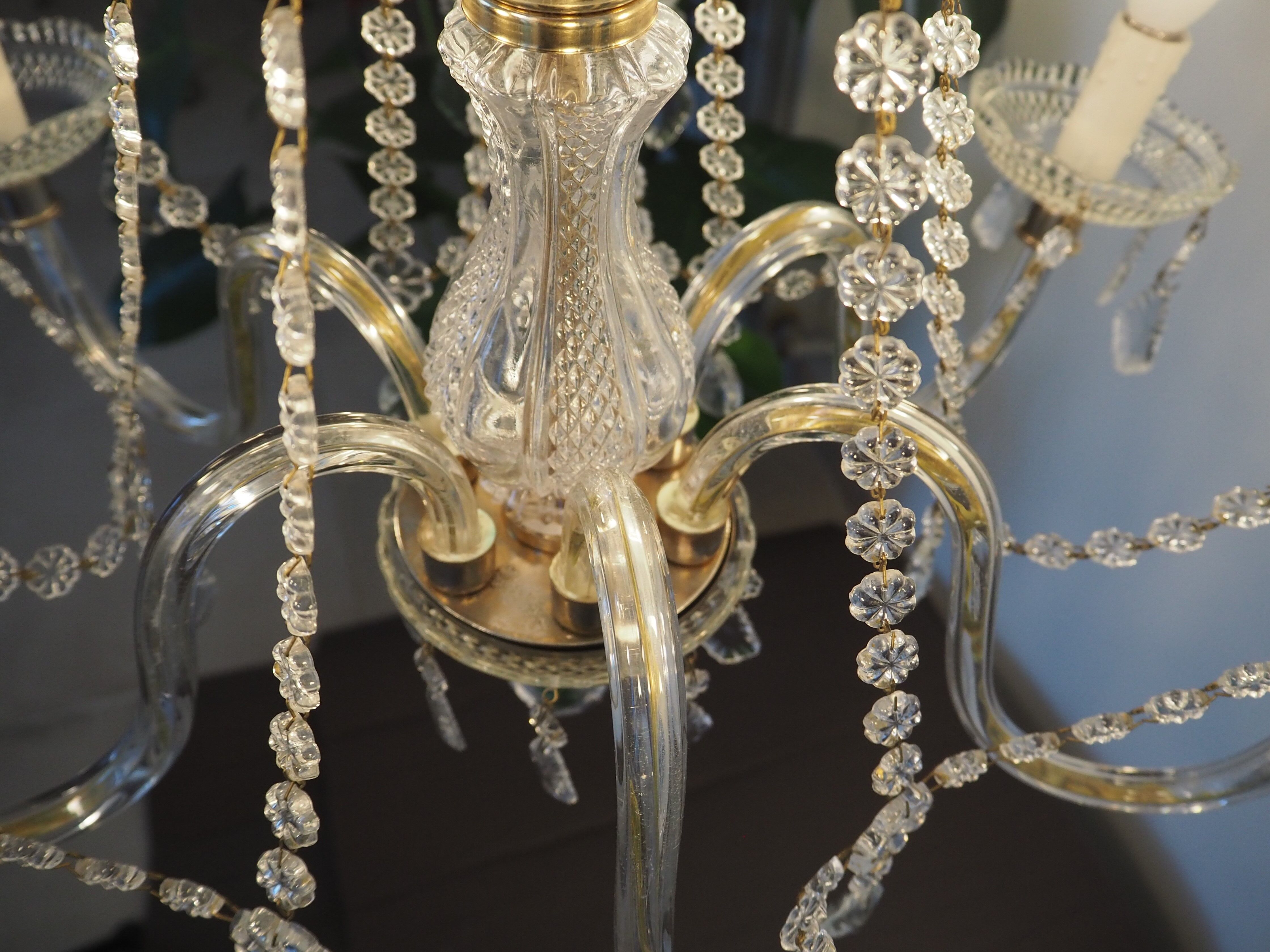6-light chandelier with tassels