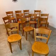 Lot 12 wooden bistro chairs by Horgen Glarus 70s vintage