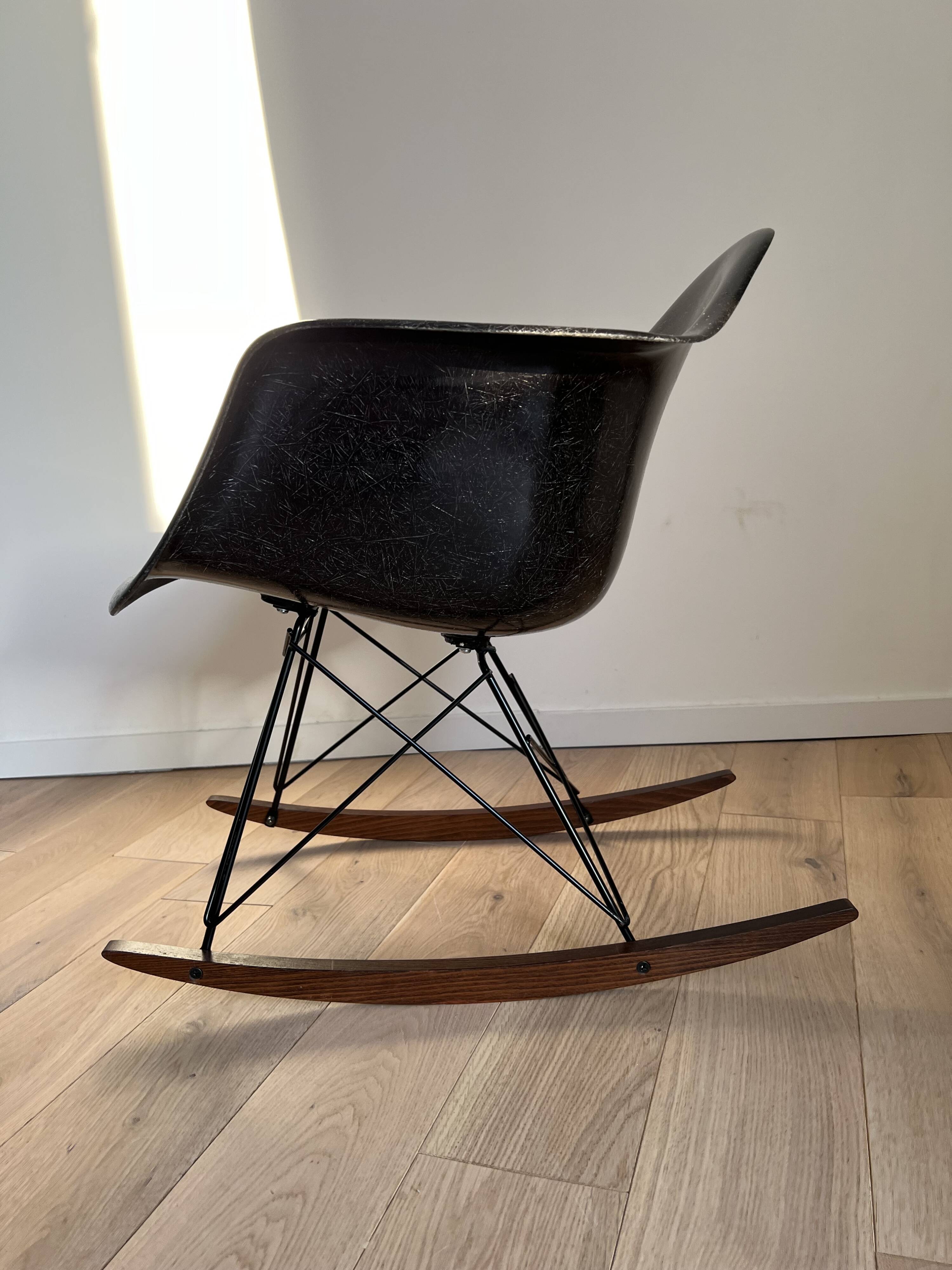 RAR Rocking chair CHARLES ET RAY EAMES Herman Miller US edit 50s design