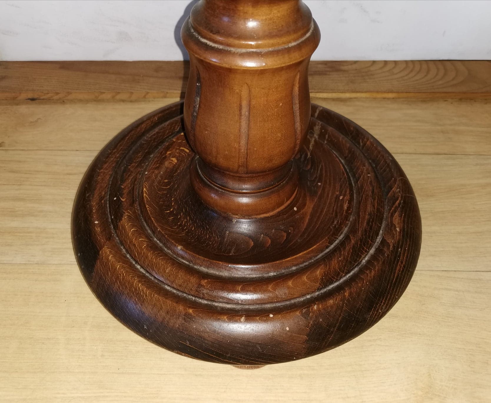 Colonne en hêtre