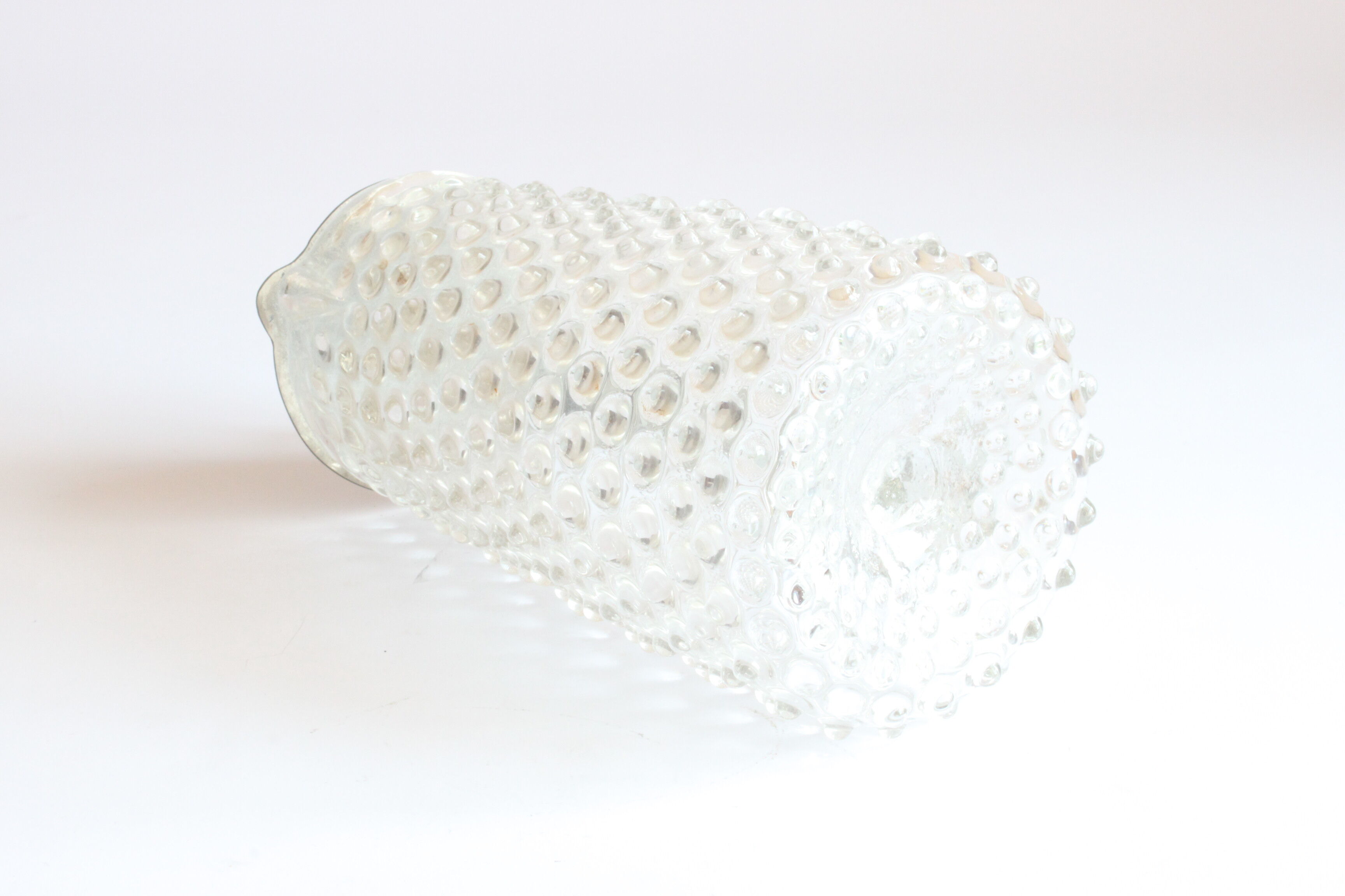 Verre de Liège, pichet en verre hobnail, Belgique du 19ème siècle.