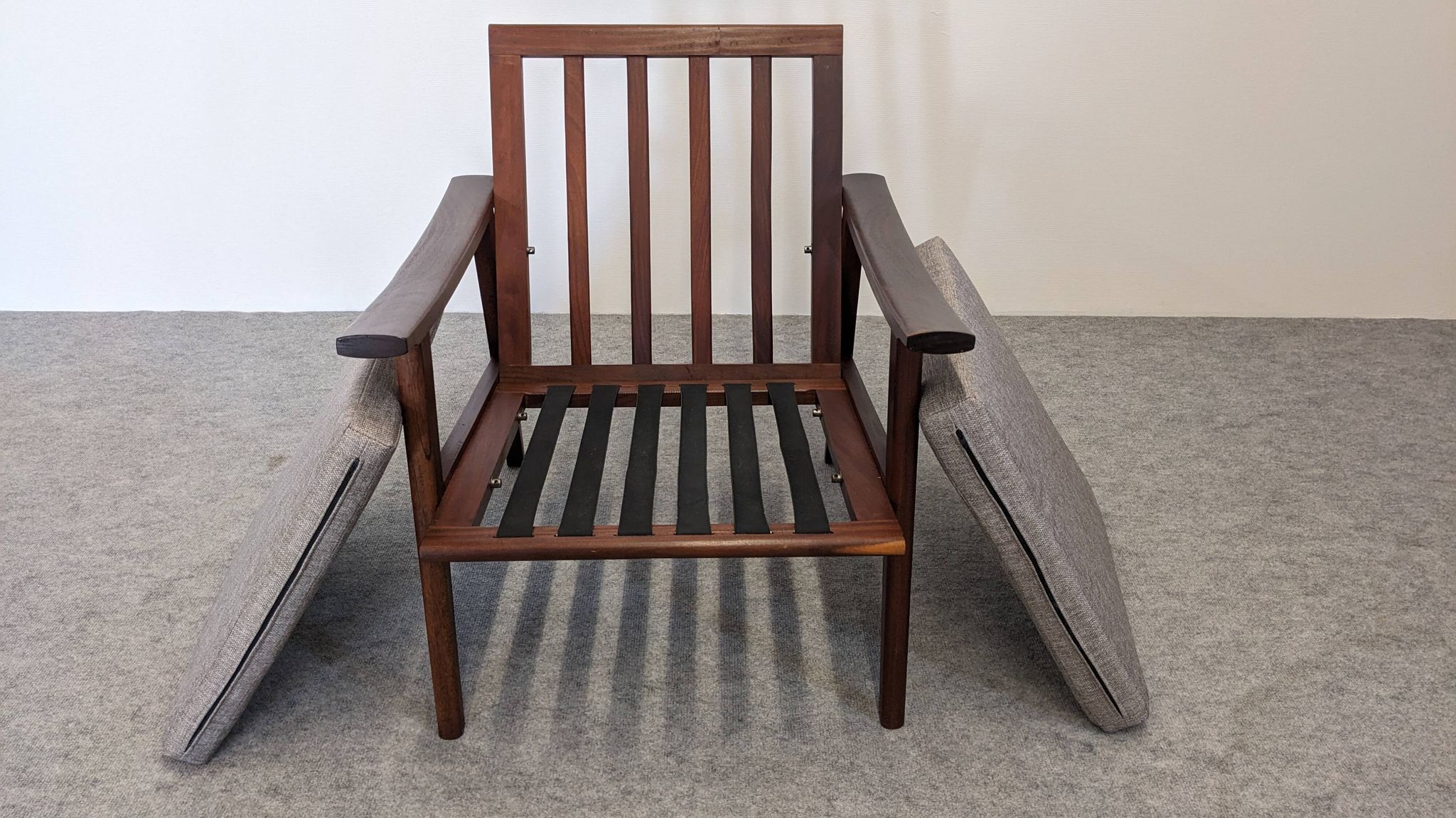 Fauteuil moderniste scandinave en teck, Danemark vers 1960
