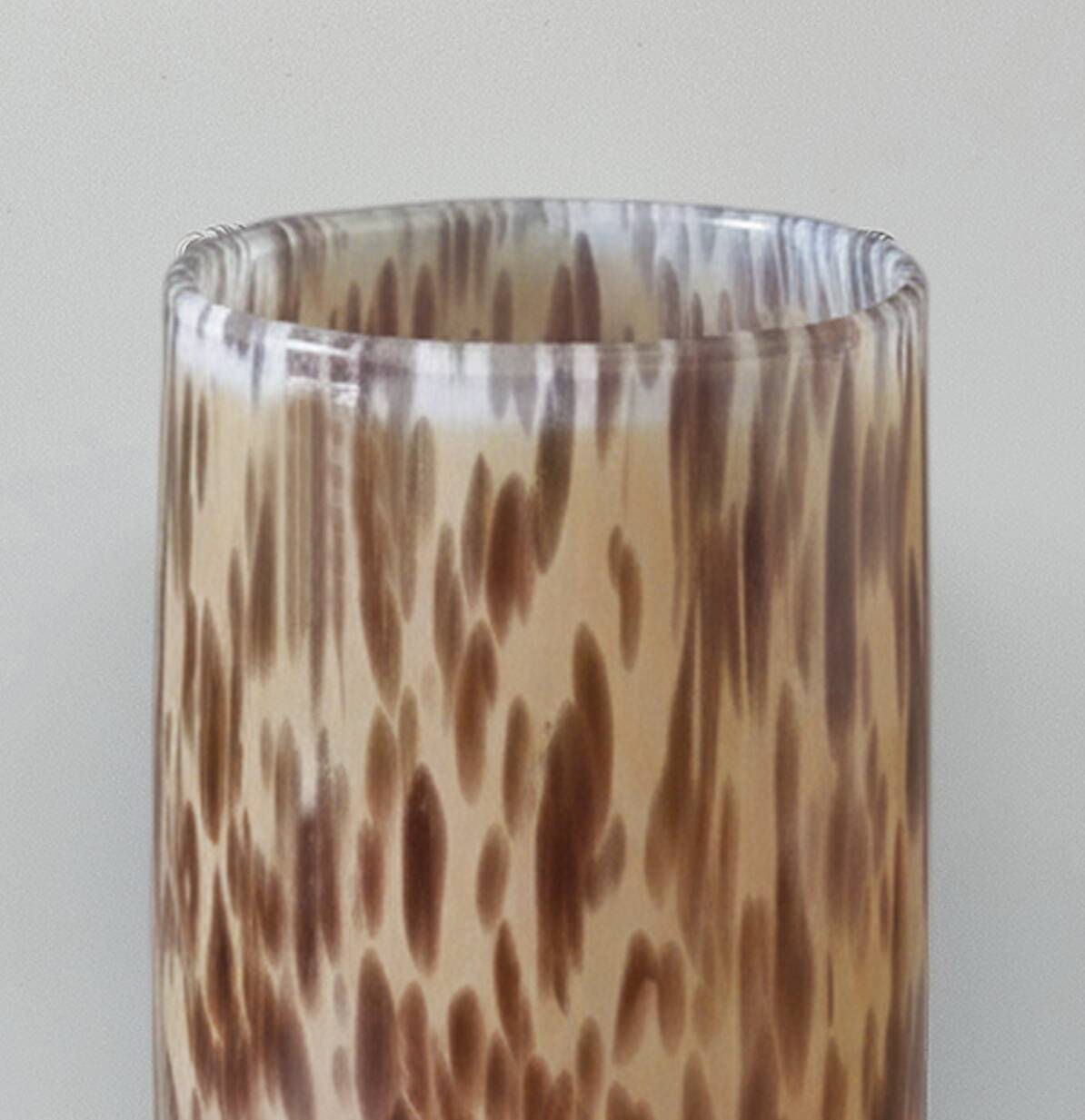 Vase de luxe fait à la main en verre de Murano des années 1970 par Maestro del Vetro.