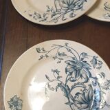Six earthenware dinner plates from Grigny