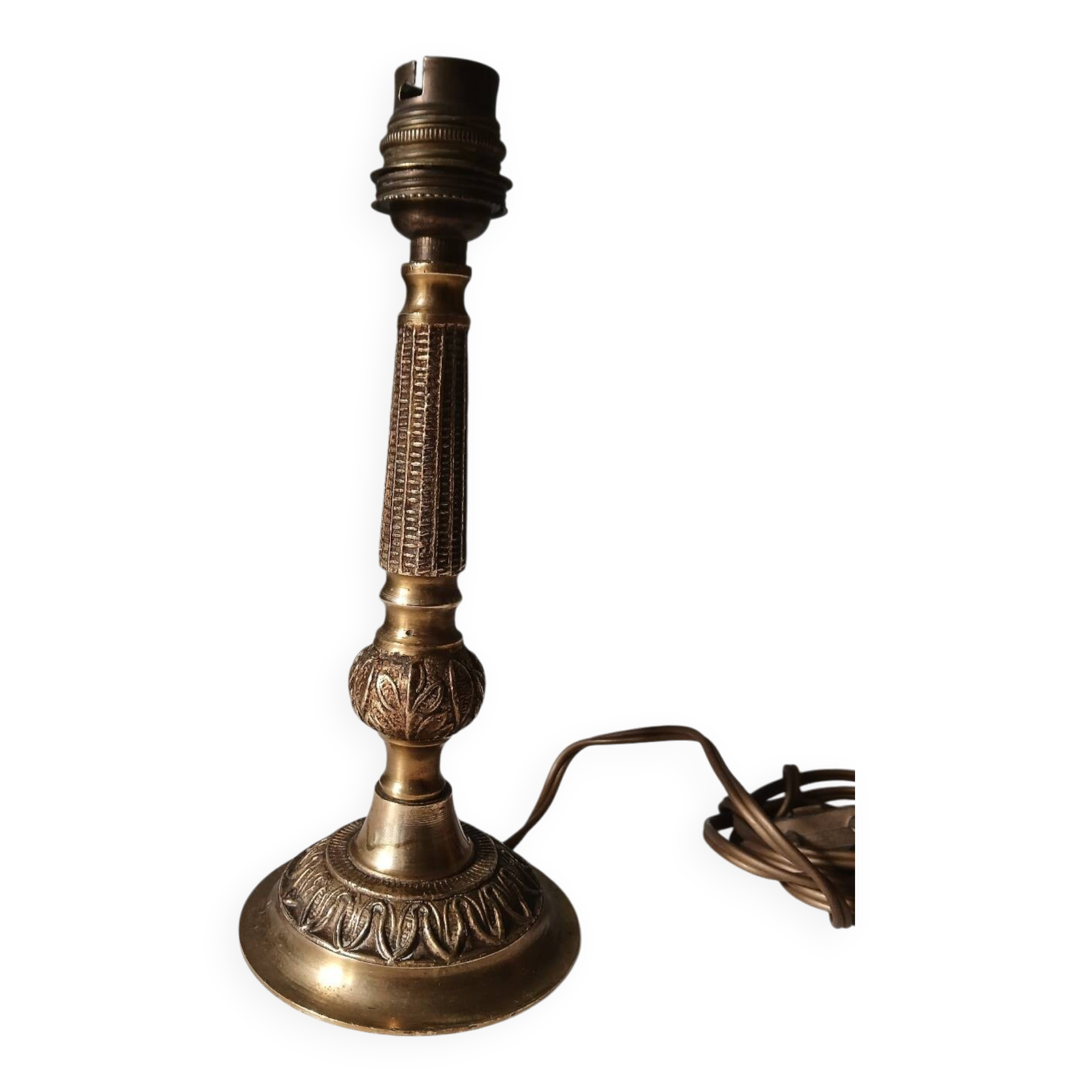 Pied de lampe en bronze massif ciselé – vintage années 50/60