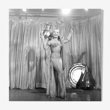 Photo de danseuse orientale  femme papier baryté 300g format 40x40