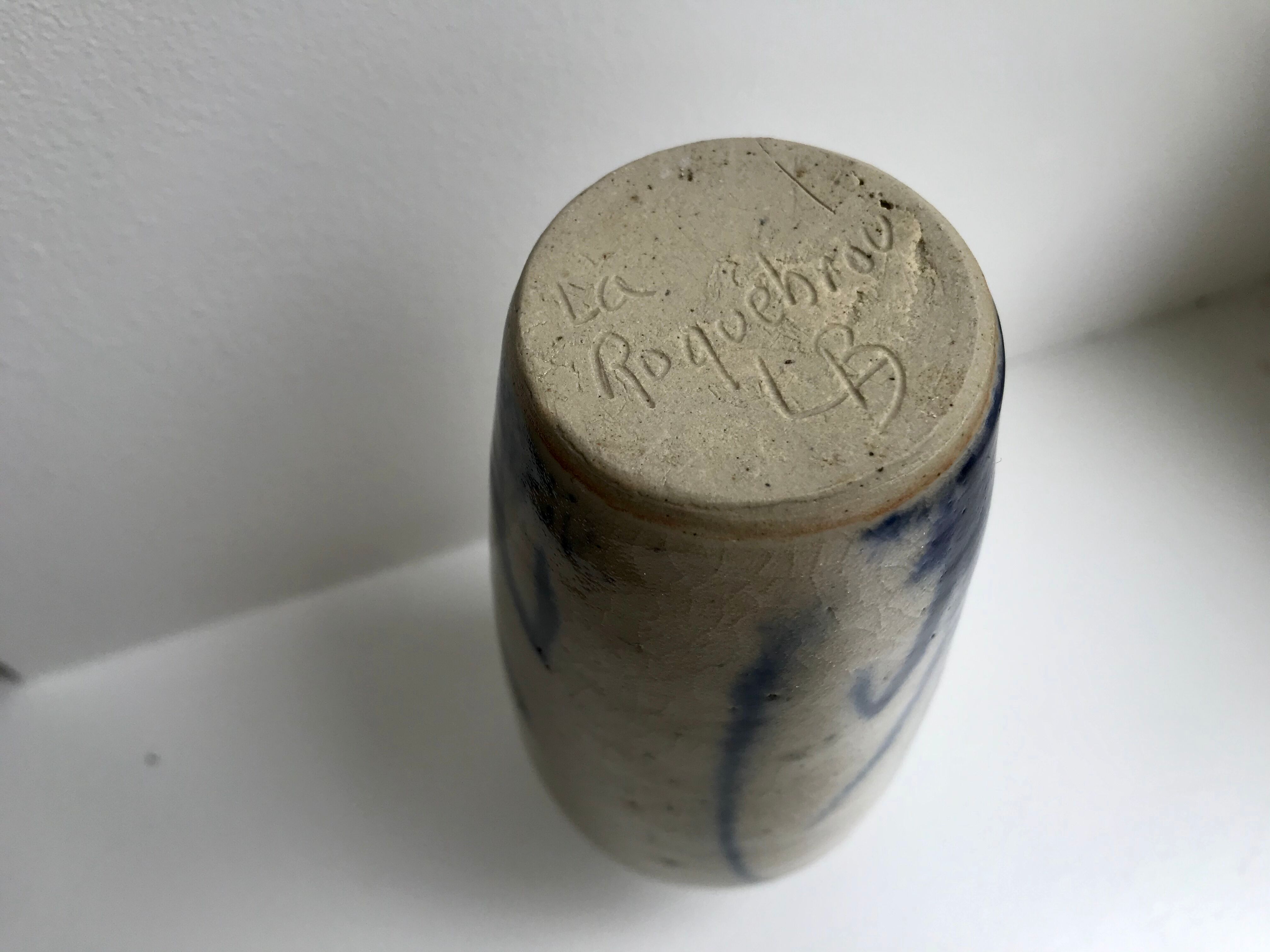 Bottle / soliflore in stoneware artisanal pottery signed "La Roquebrou" 70s