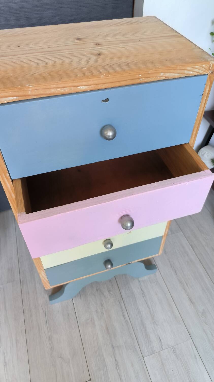 Vintage Art Deco chest of drawers