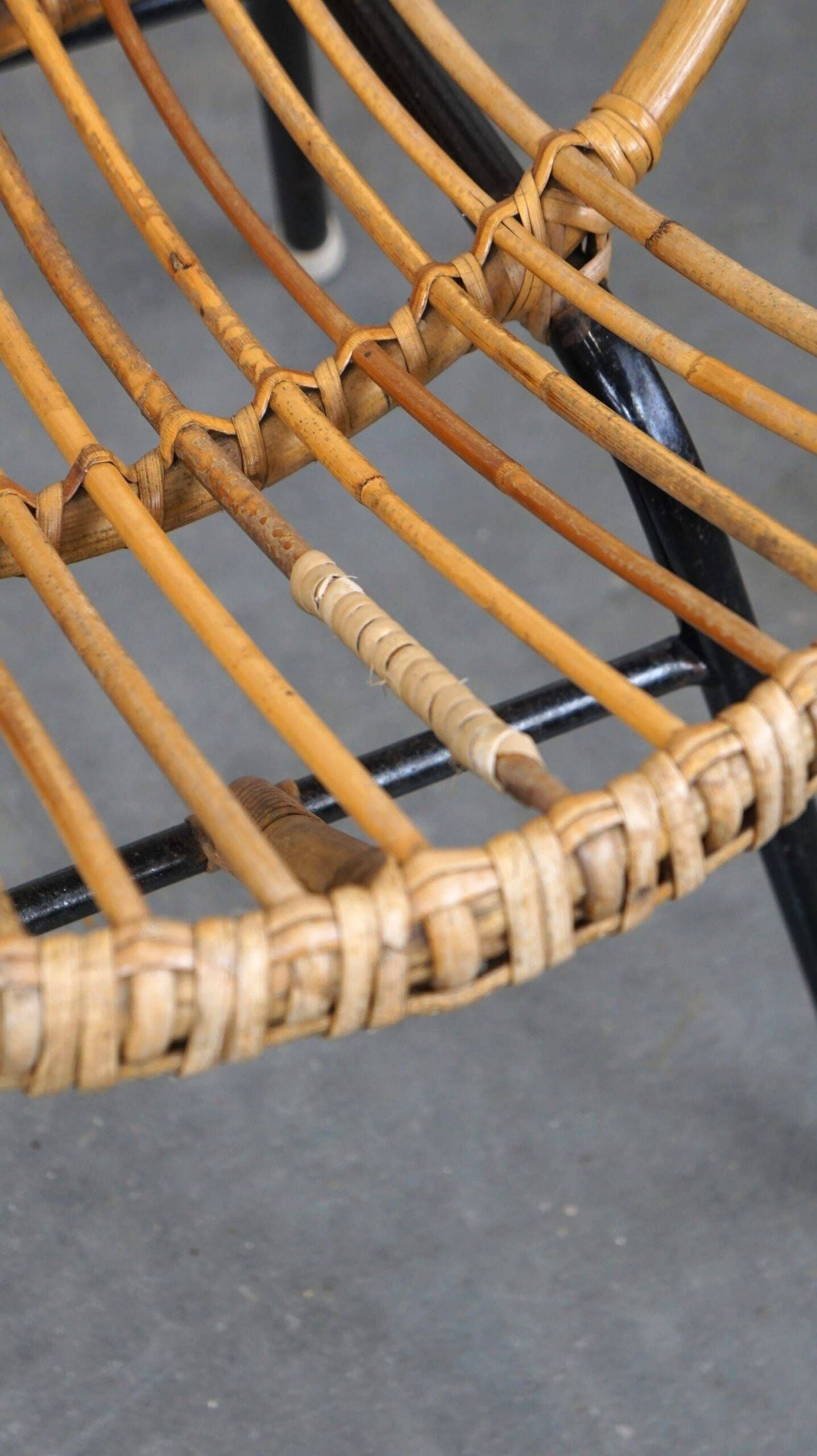 Vintage 1960s rattan Dutch design chair