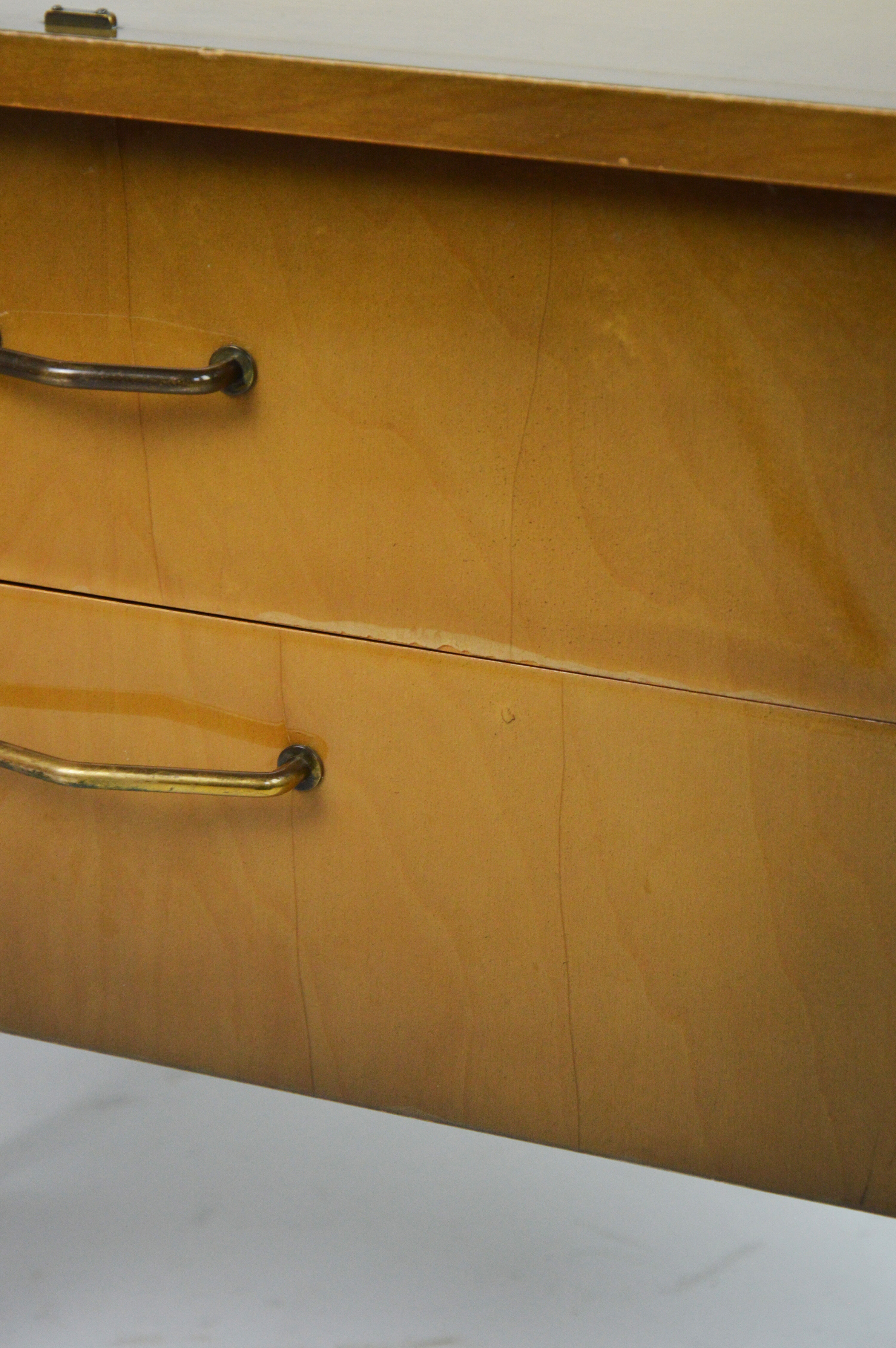 Paire de tables de chevet, années 1960