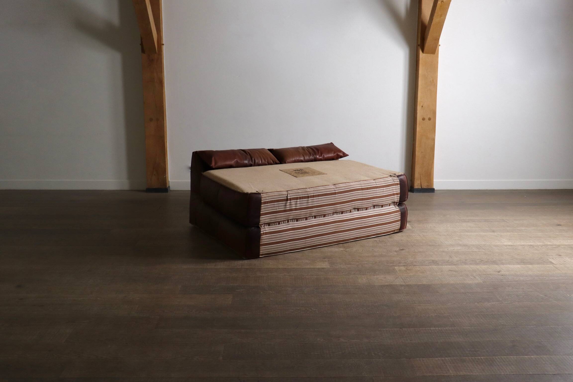 Le Bambole Bed In Buffalo Leather By Mario Bellini For B&B Italia, 1970s