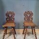 Paire de chaises escabelle