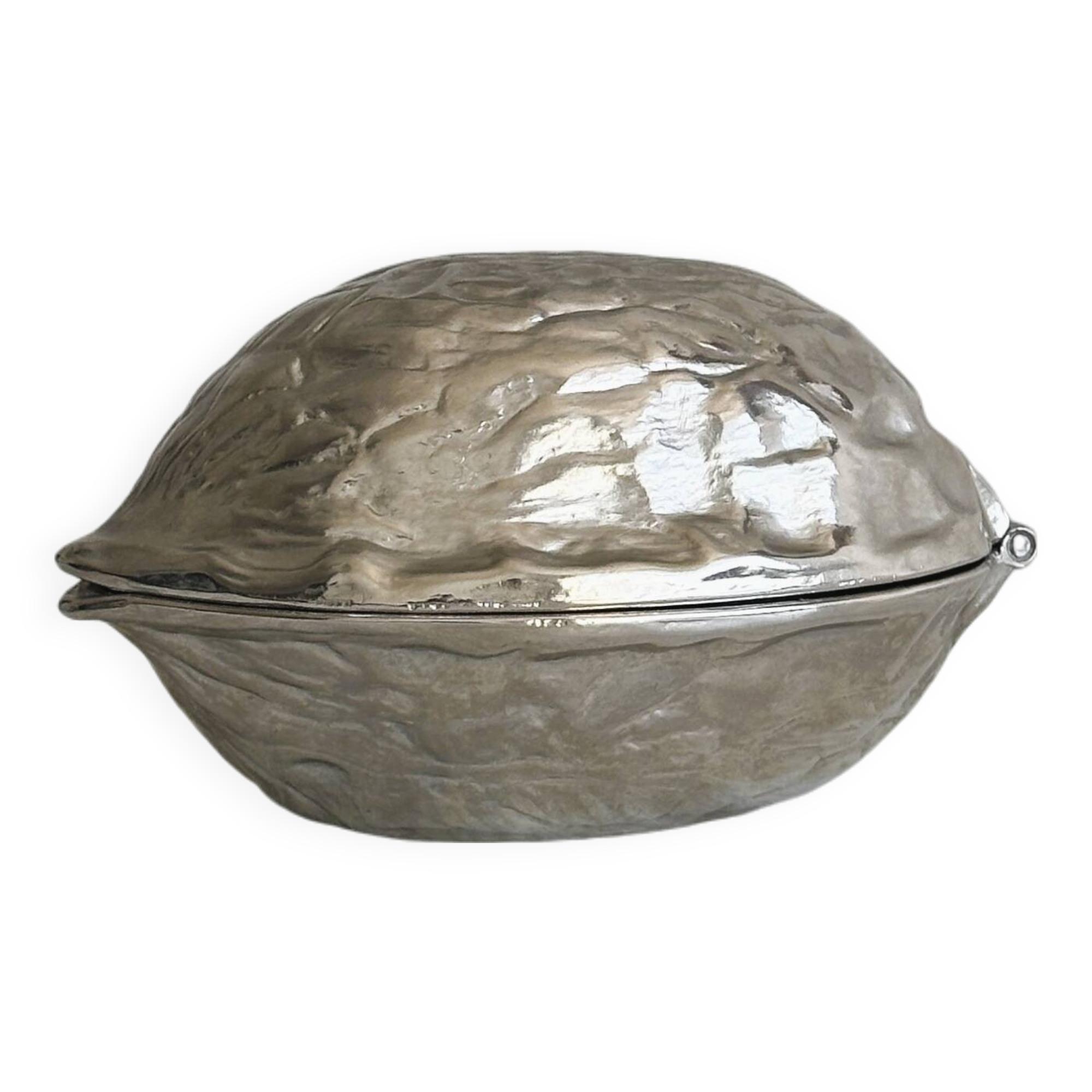 Stainless steel nutcracker nuts