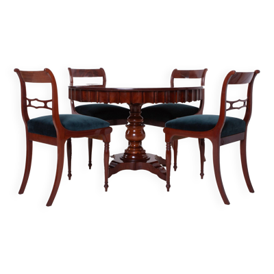 Ensemble de salle à manger Biedermeier, table ronde et quatre chaises, 19e siècle