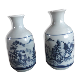 1 pair of vintage Chinese vases