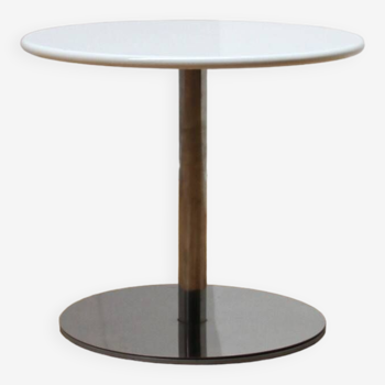 Table d'appoint design