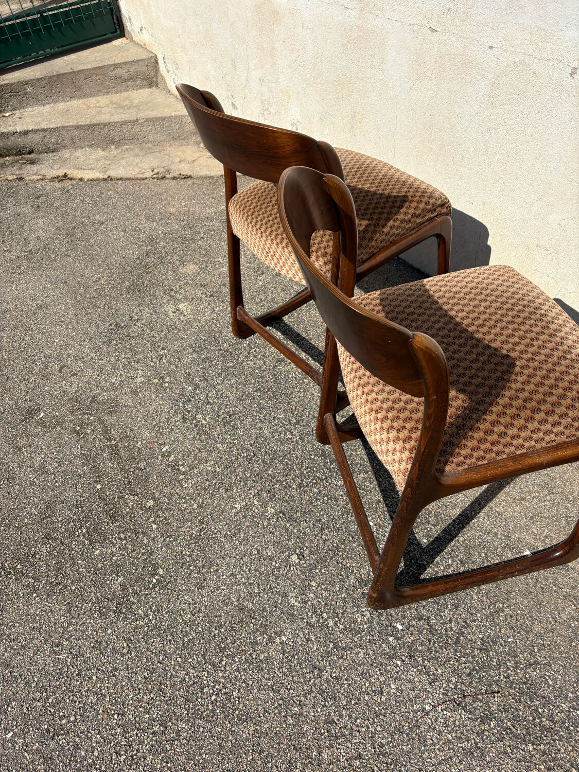 Sled chair duo