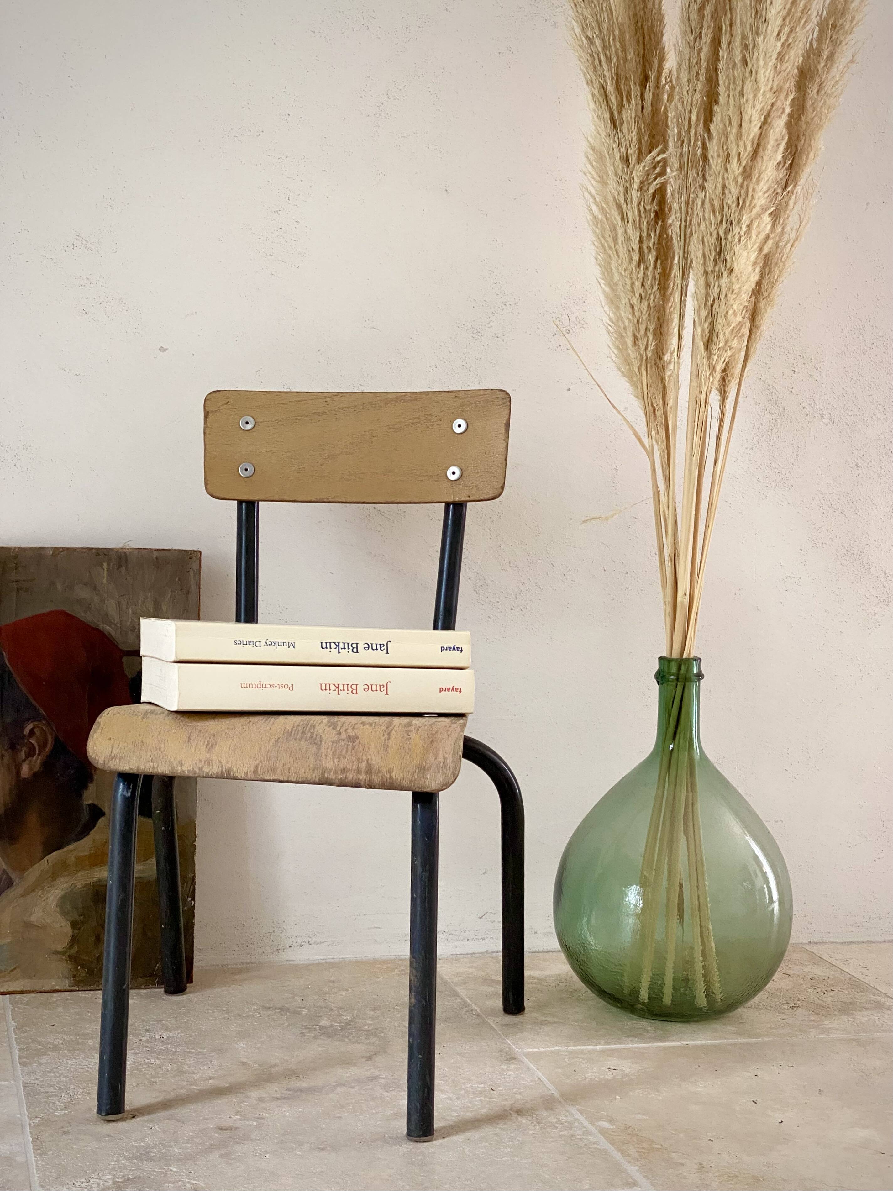 Chaise d’école vintage enfant bois et métal noir style industriel