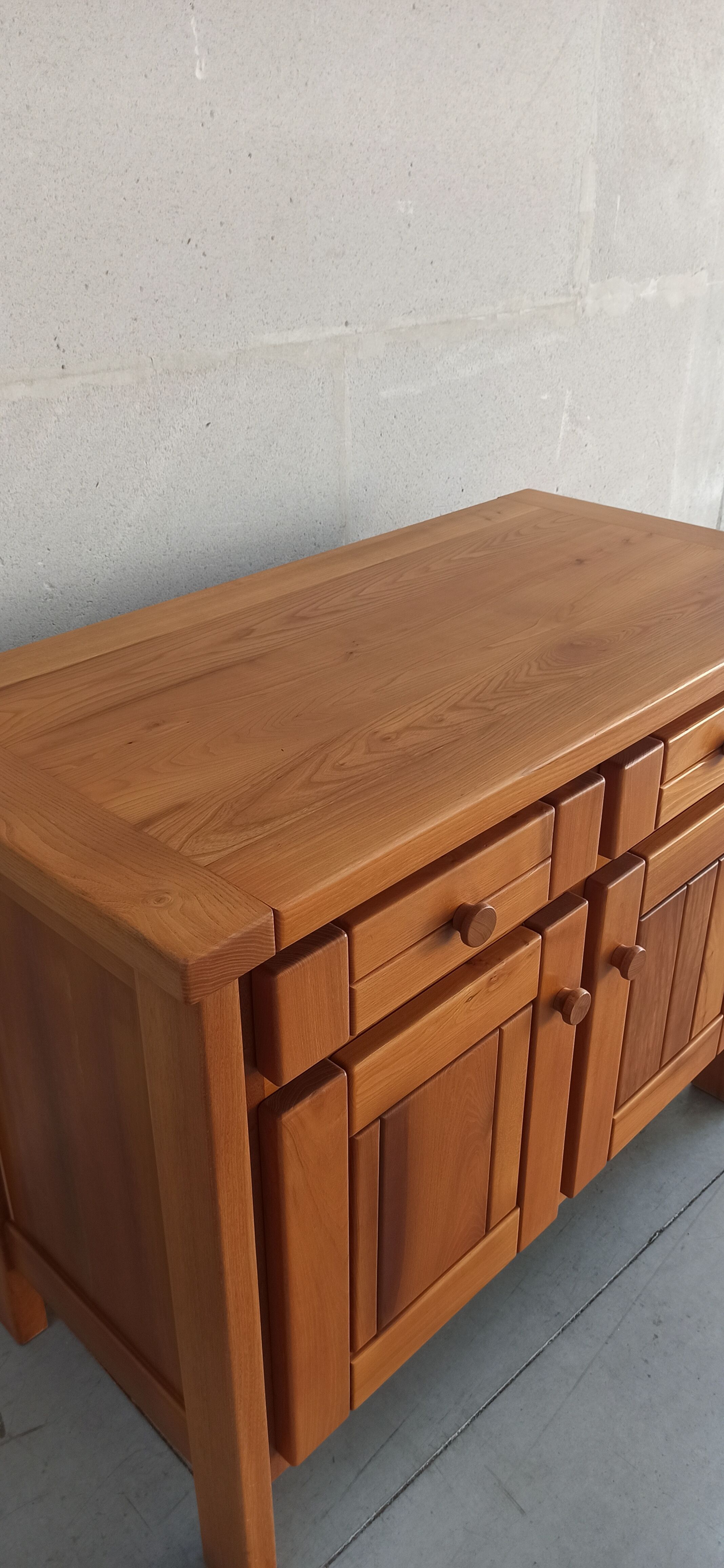 Elm sideboard Maison Regain, 80's