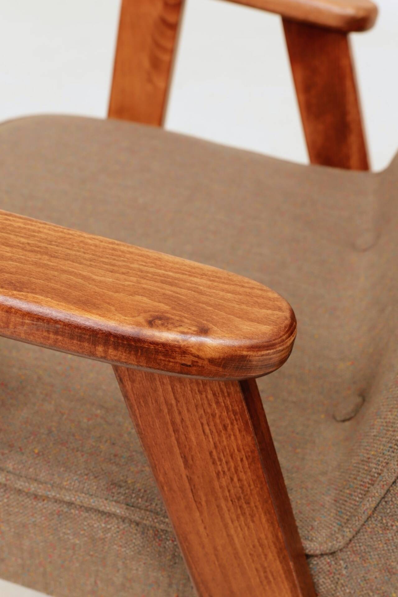 Vintage Longue chair chocolate brun design by Chierowski 366