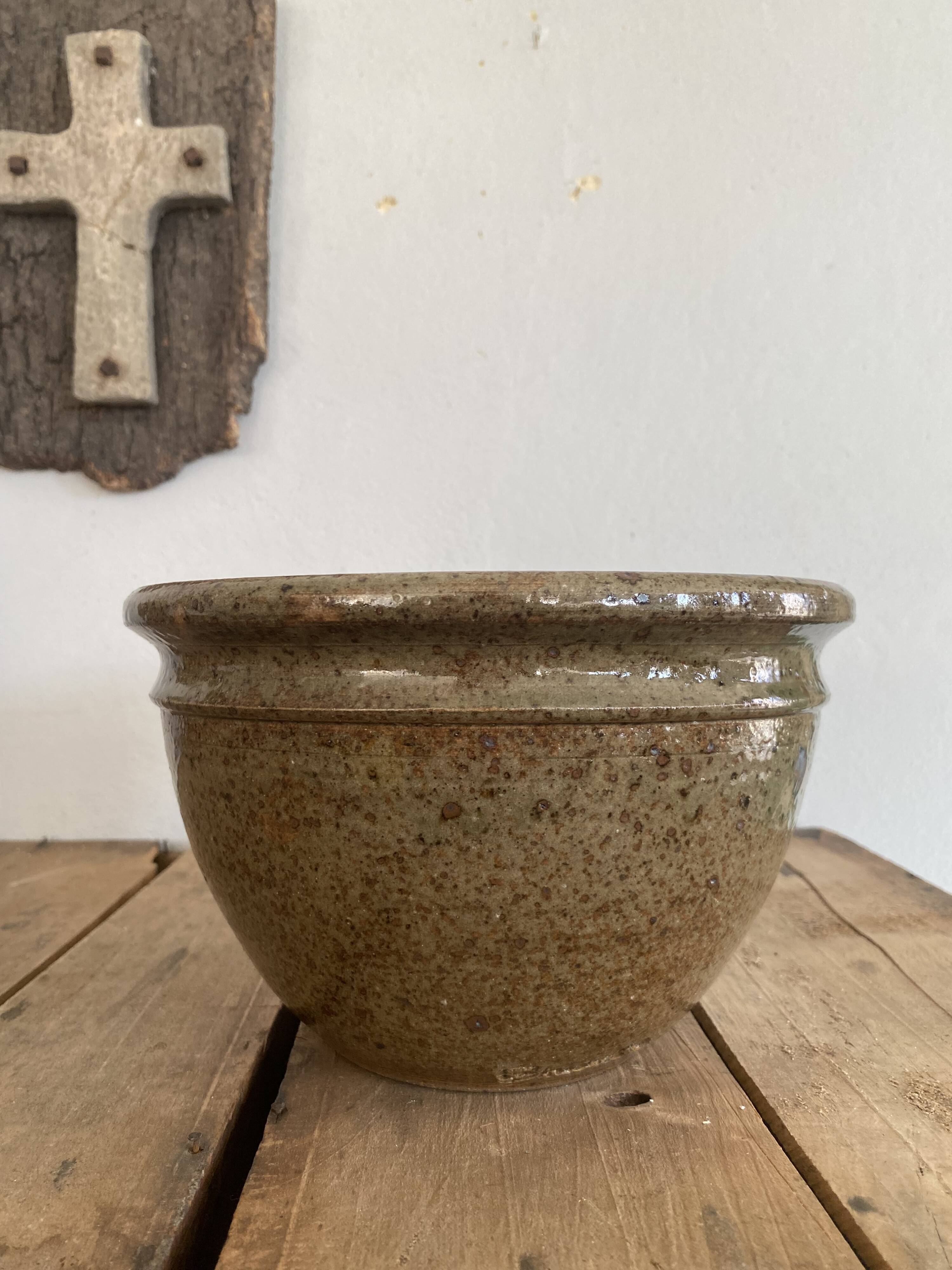 Salad bowl, 6 ramekins signed F. Baudat