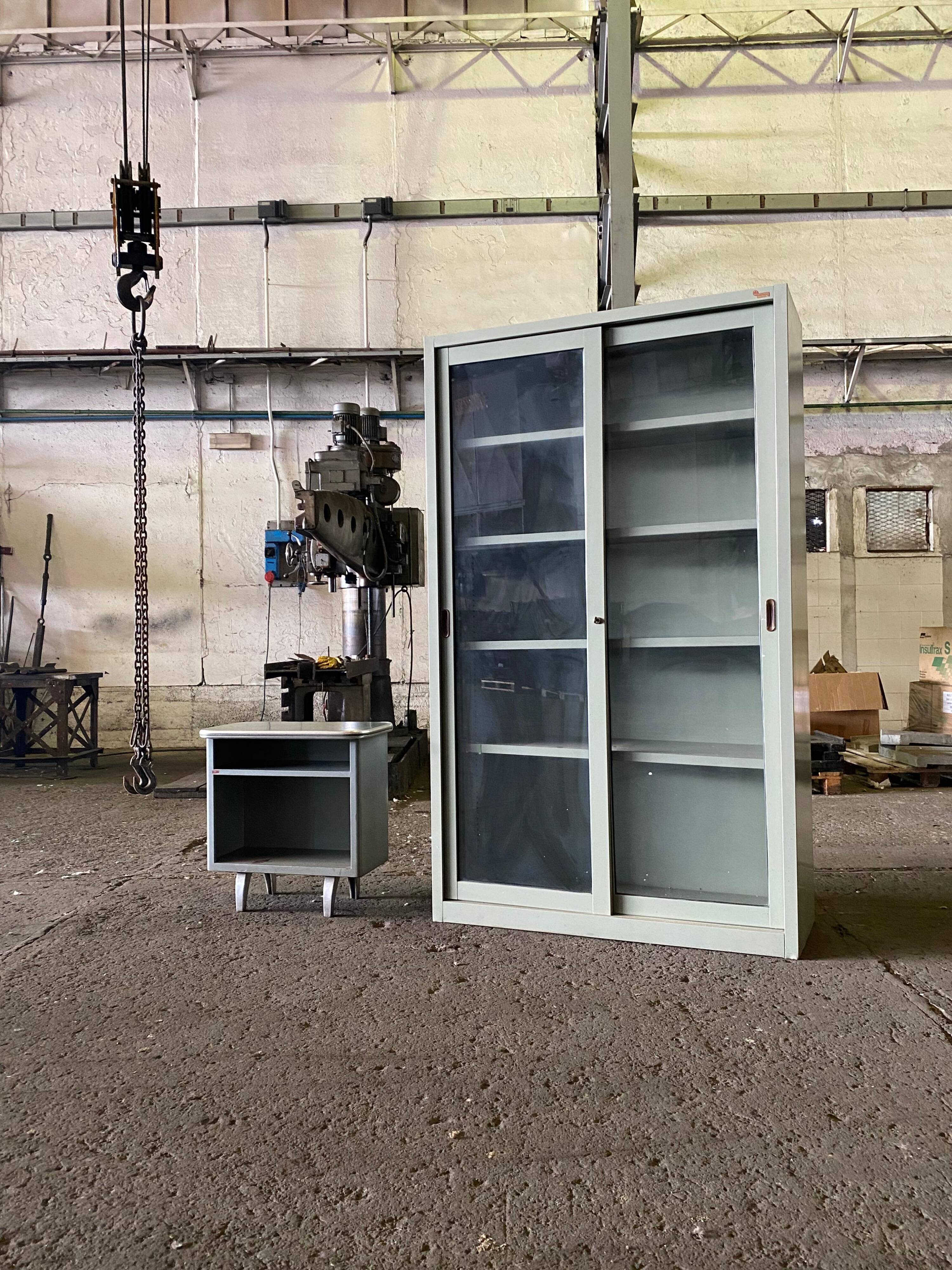 1960s Industrial Vitrine in Metal, Italian Mid-Century Furniture